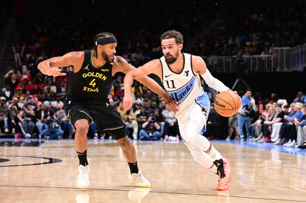 更凭借其速 更凭借其速